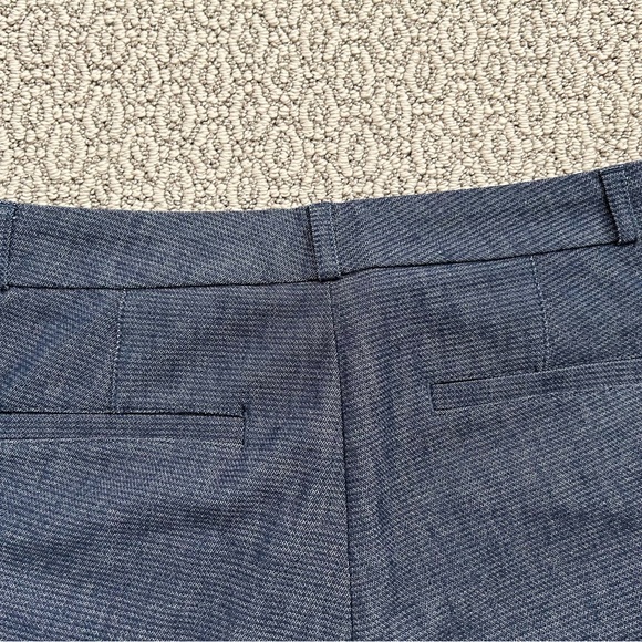 BANANA REPUBLIC FLARED CROP PANT - Sz. 4 - Picture 4 of 5